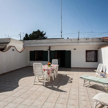 Apartment La Casa In Spiaggia M122
